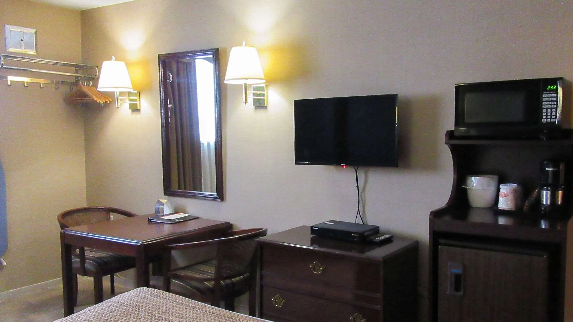 Econo Lodge Brossard