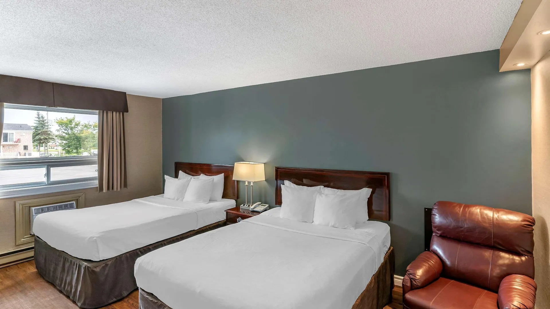 Econo Lodge Brossard