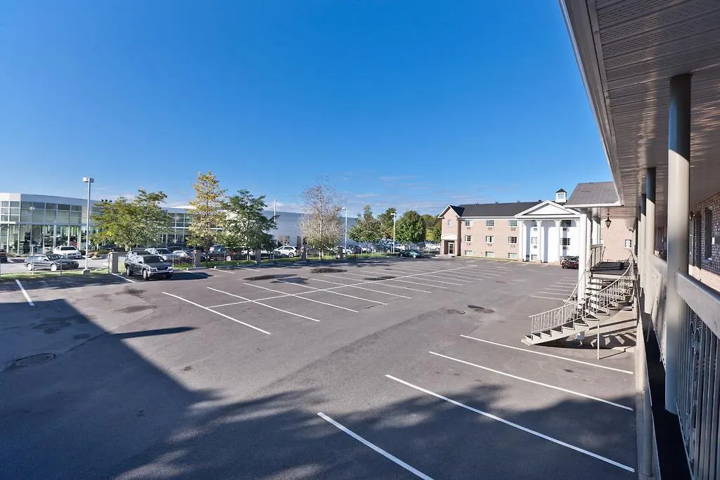 Econo Lodge Brossard Kanada