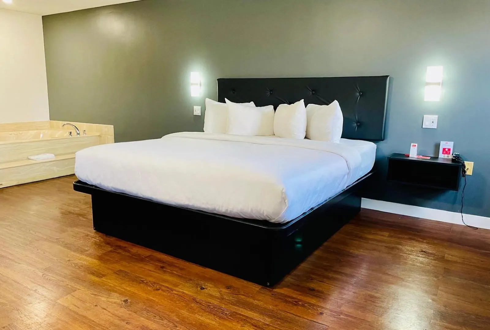 Econo Lodge Brossard
