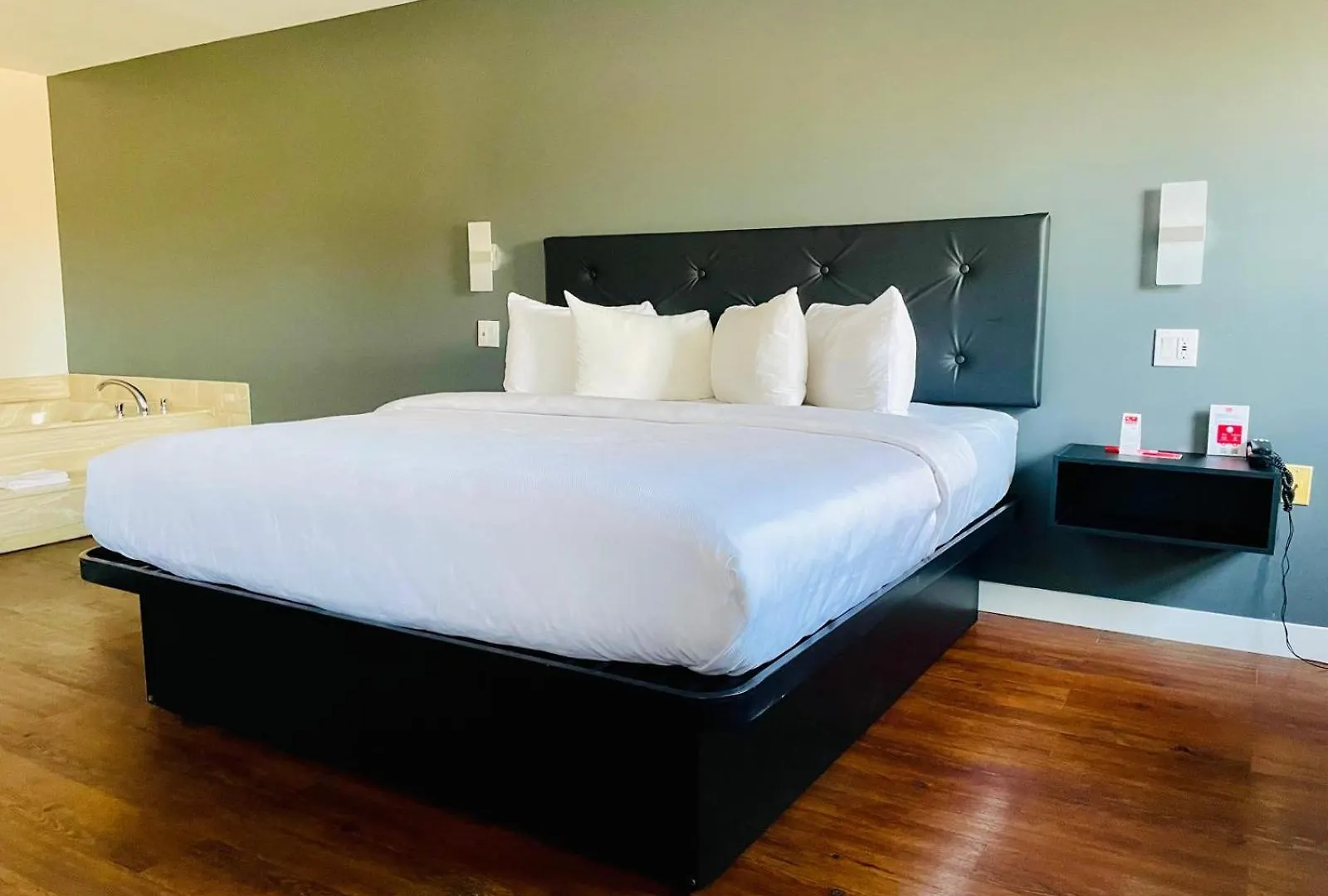 Econo Lodge Brossard