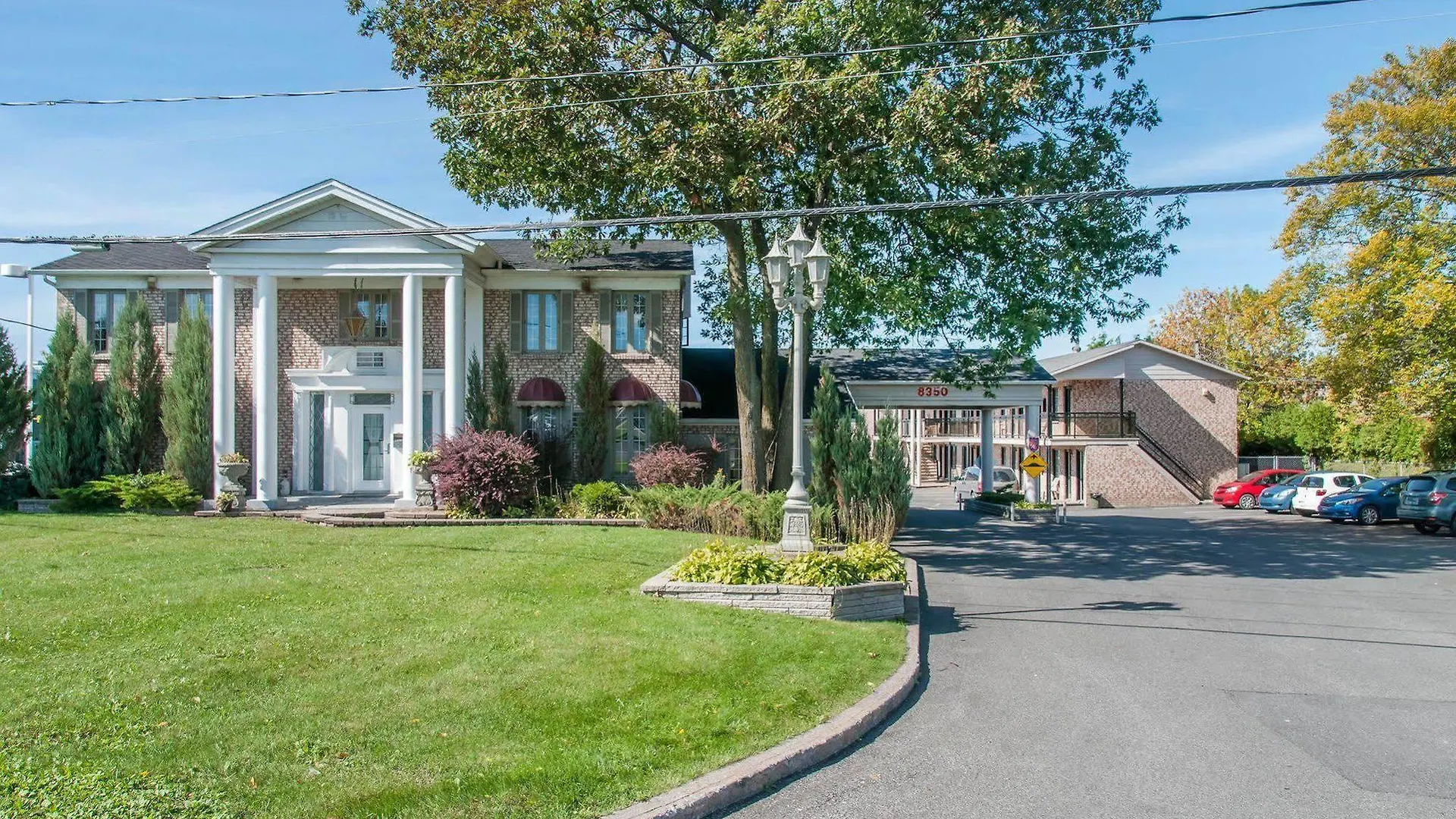 Econo Lodge Brossard 0*,  Kanada
